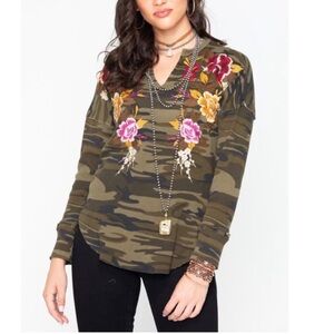 JOHNNY WAS Zosia V-Neck Thermal